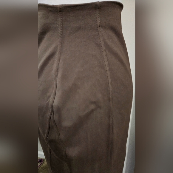 EXPRESS Knit stretch pencil midi skirt in Olive/brown. Size 0 NWT - Picture 7 of 13